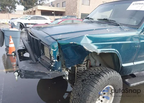 1997 Jeep Cherokee Sport из США, поврежденный, VIN 1J4FJ68S4VL506589